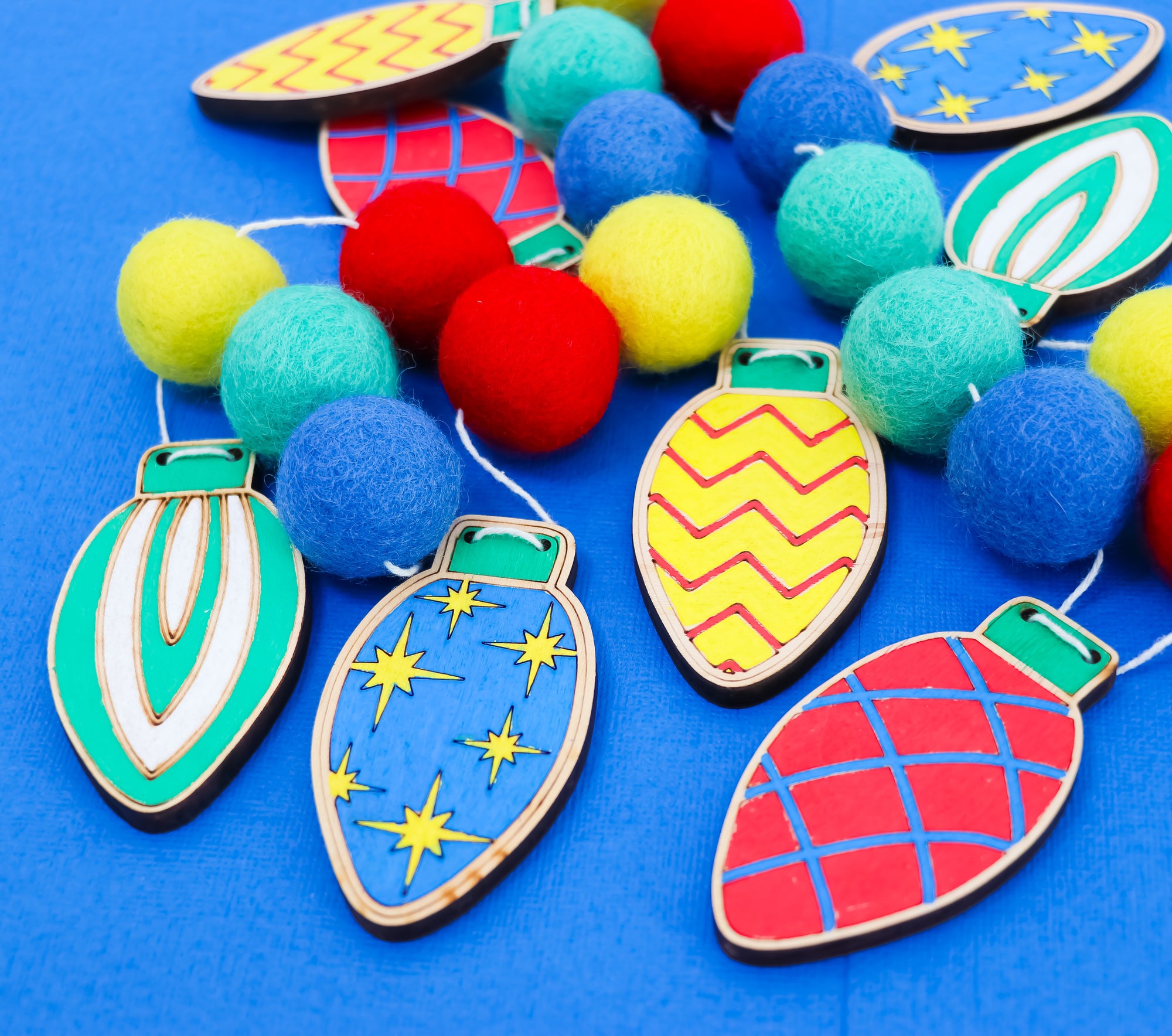 Retro Light Craft Kit - Let's Be Merry & Bright